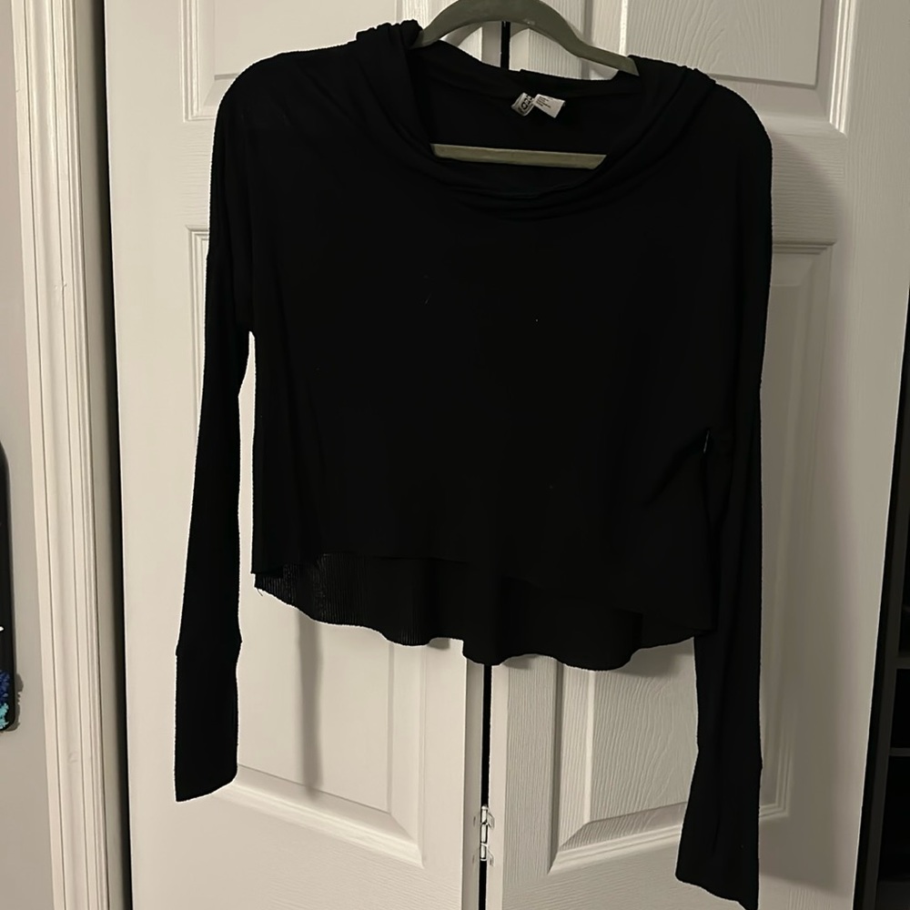 Cropped long sleeve